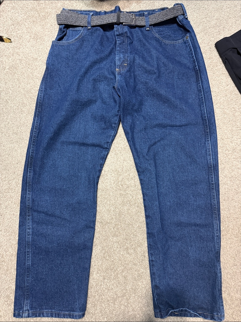 Wrangler Relaxed Fit Blue Denim Jeans with belt